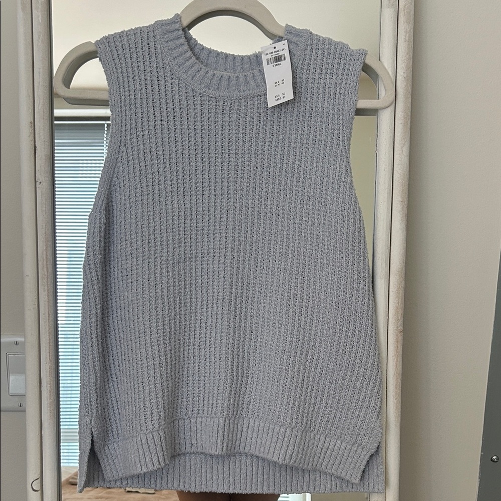 NWT Abercrombie & Fitch Light Blue Sleeveless Sweater
